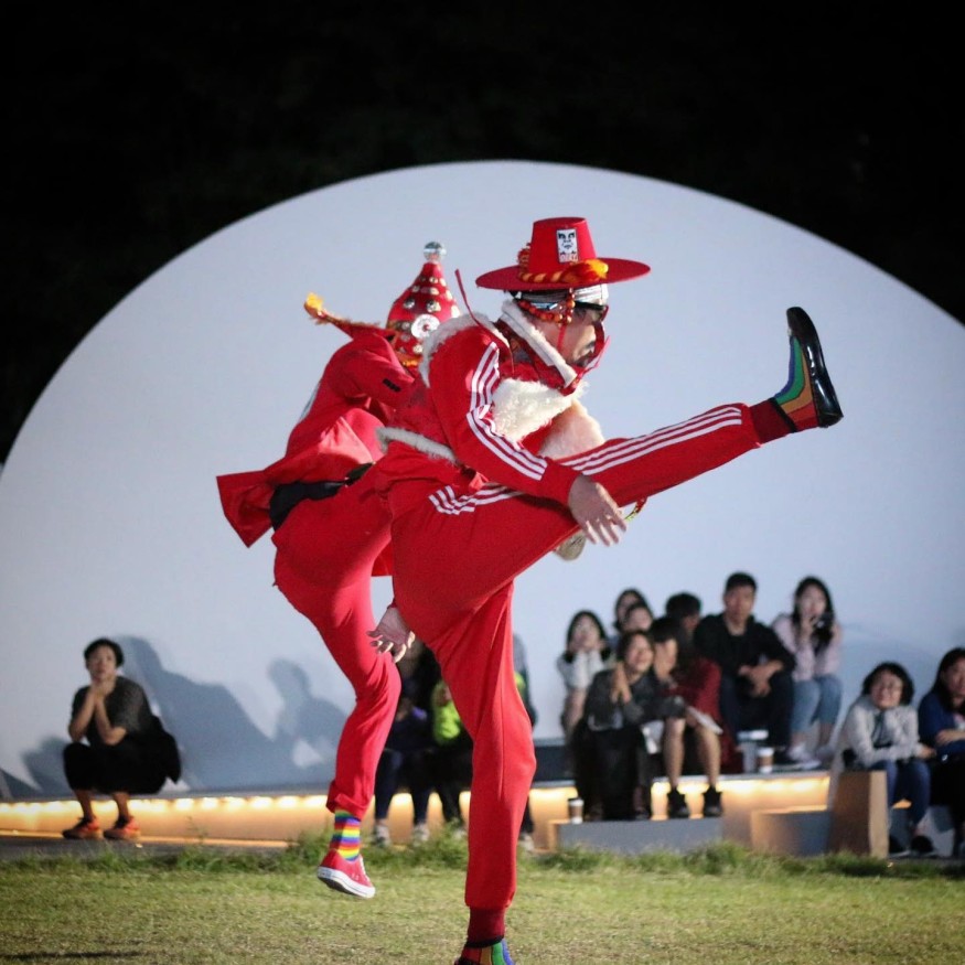 Ambiguous Dance Company participates in Coldplay new song performance video