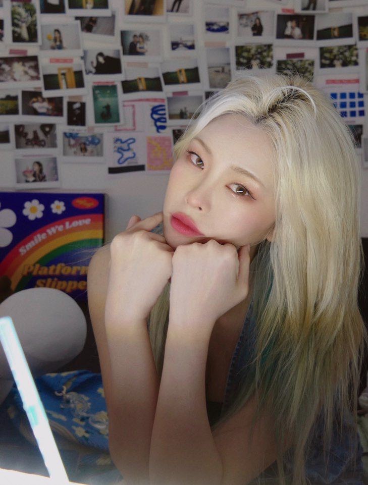 Heize, #1 on the music chart with the release of the new song 'HAPPEN'