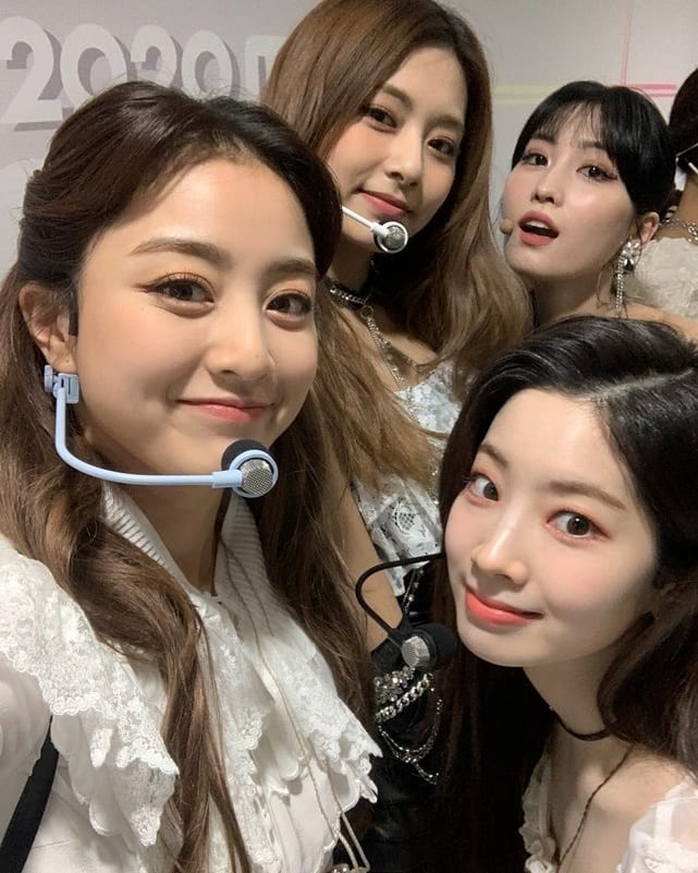 TWICE Jihyo X Dahyun, a pretty girl next to a pretty girl