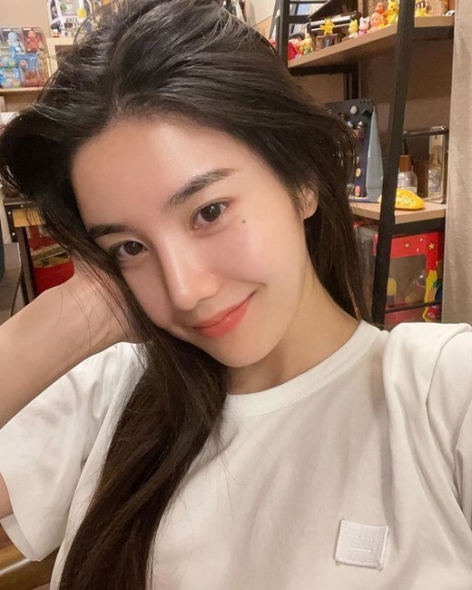 IZ*ONE Kwon Eun-bi, goddess of innocence