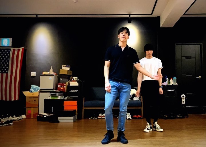 'GAMBLER' choreography video released with MONSTA X and Shownu... perfect breathing