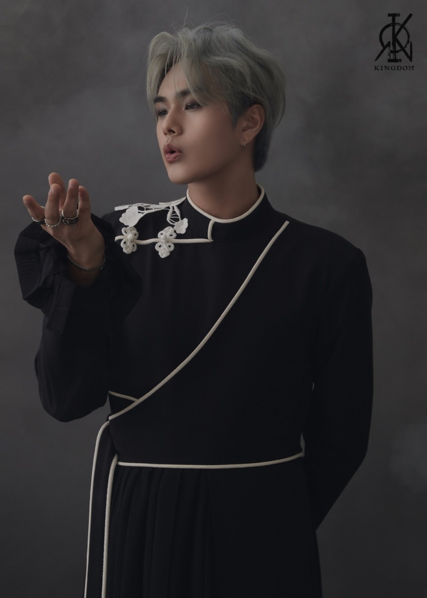 'Fantasy Idol' KINGDOM reveals new concept photo... Long haired Asian boys