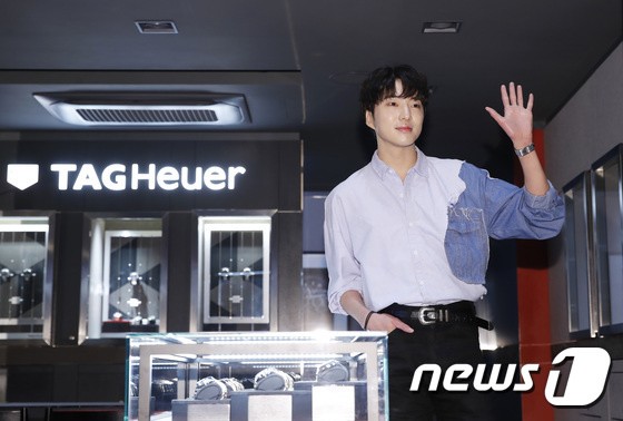 Kang Seung-yoon 'Happy Smile'