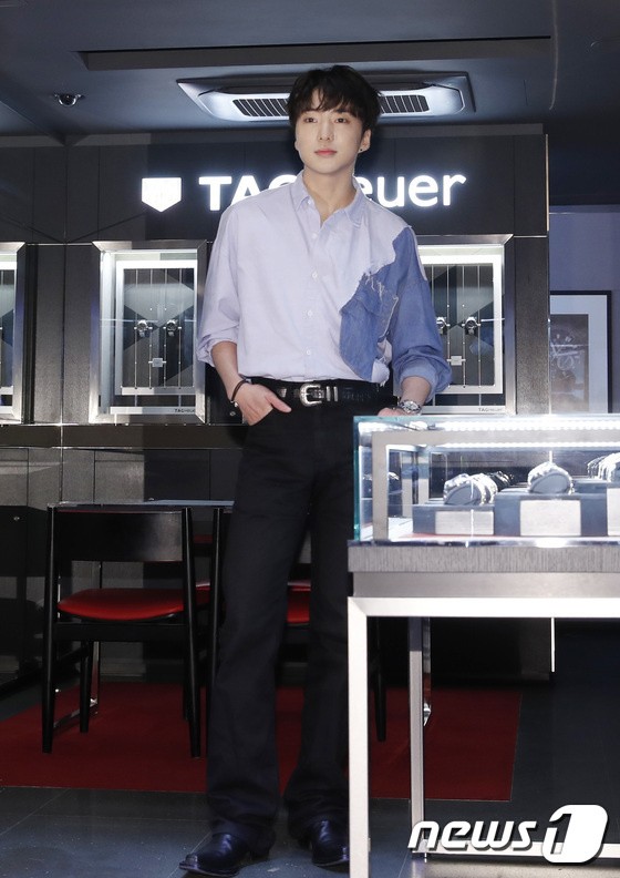 Kang Seung-yoon 'Happy Smile'