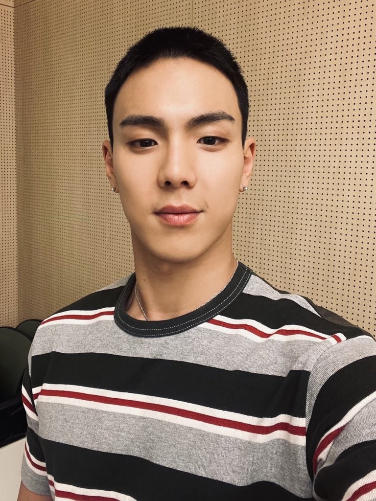 MONSTA X Shownu to enlist privately on the 22nd