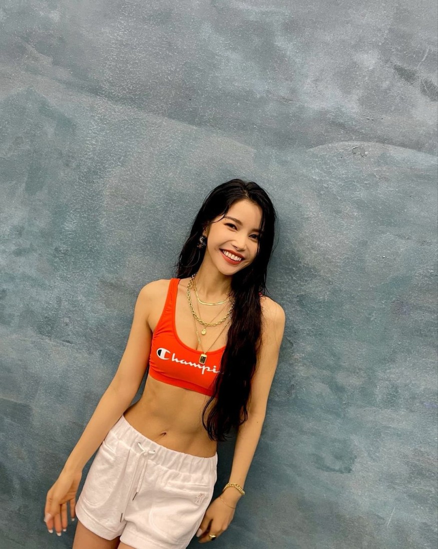 Mamamoo Solar, perfect bikini body… Show off your hot body after a successful diet