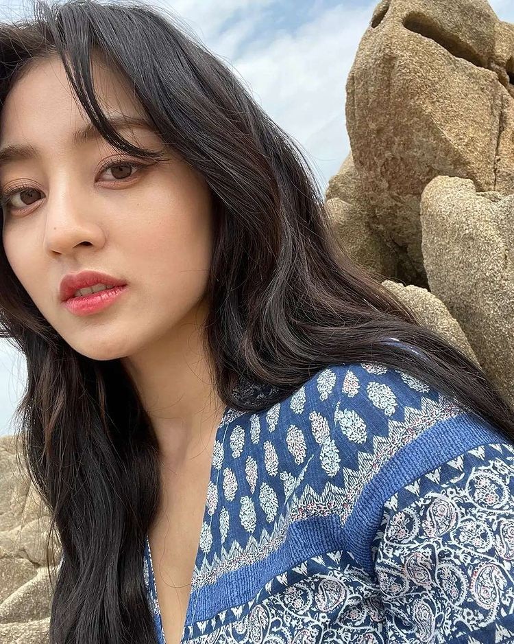 TWICE Jihyo, doll face and porcelain skin