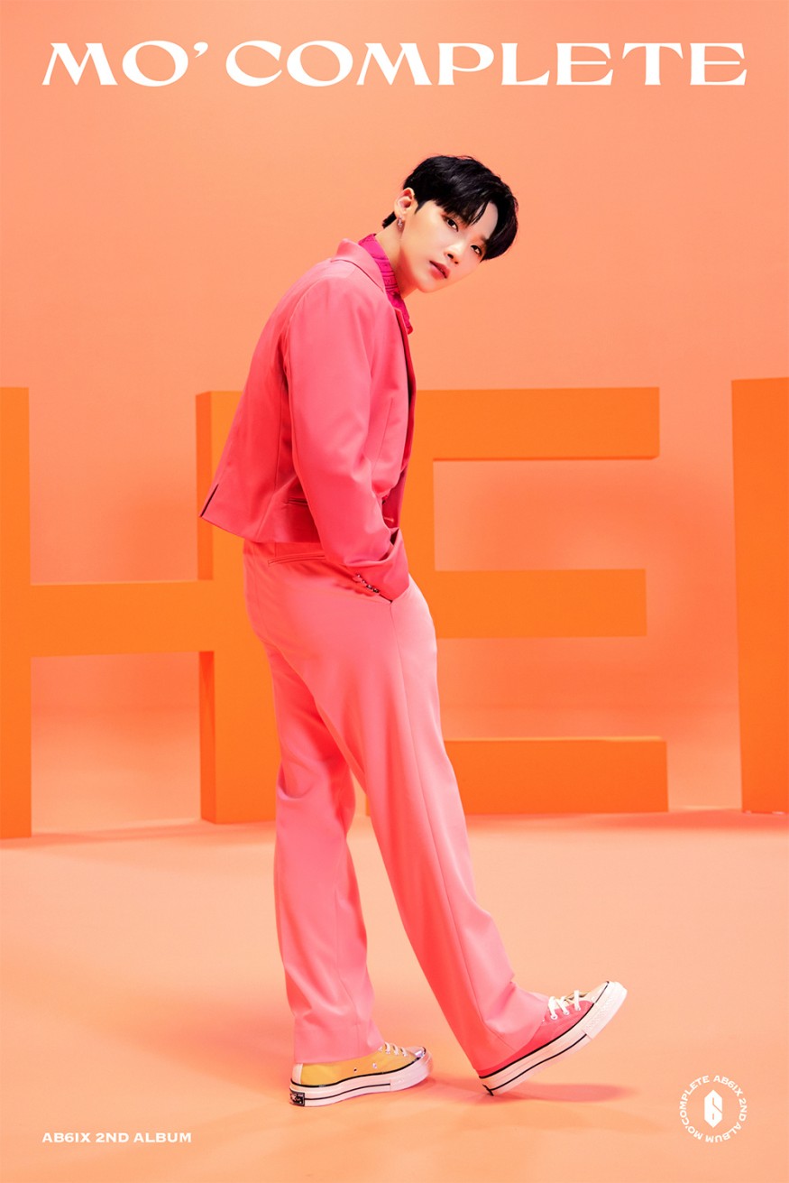 AB6IX, ‘MO’ COMPLETE’ first concept photo released… 4 person 4 color suit