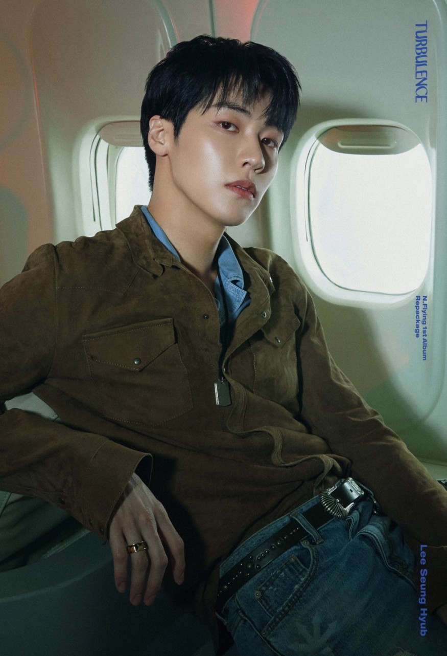 N.Flying unveils 'TURBULENCE' jacket... confused mood