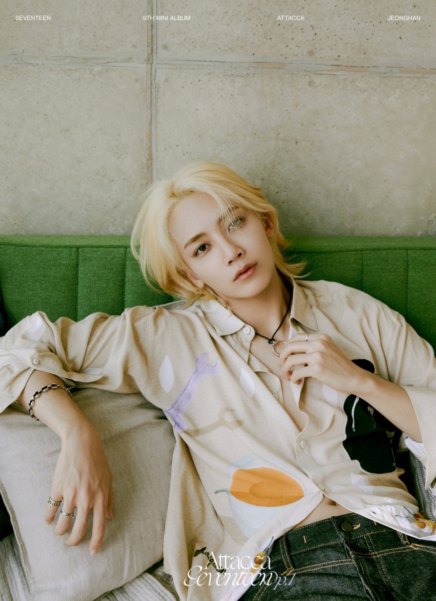 Seventeen, more mature beauty... 'Attacca' official photo