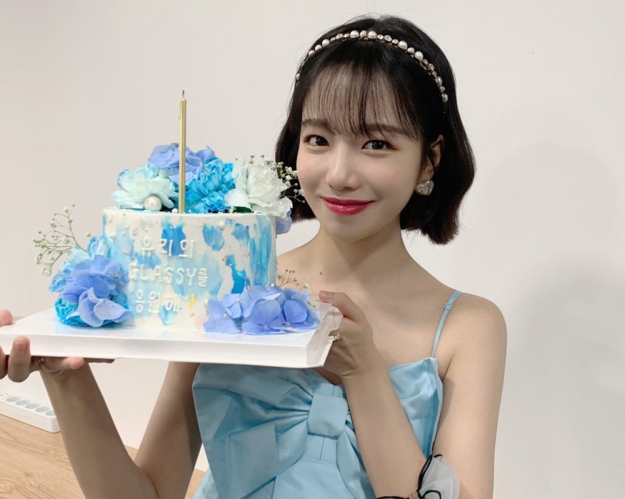 JO YURI, IZ*ONE take off 'Yuri-like'... "Role model = Kwon Jin-ah Baek Yerin"