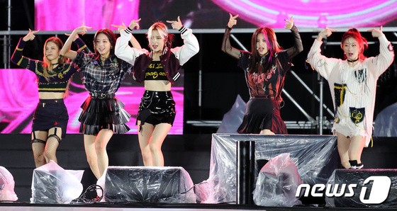ITZY 'The charisma that dominates the stage'