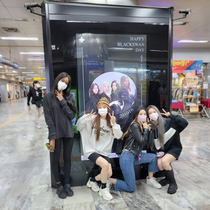 BLACKSWAN, comeback with new song 'Close to Me'