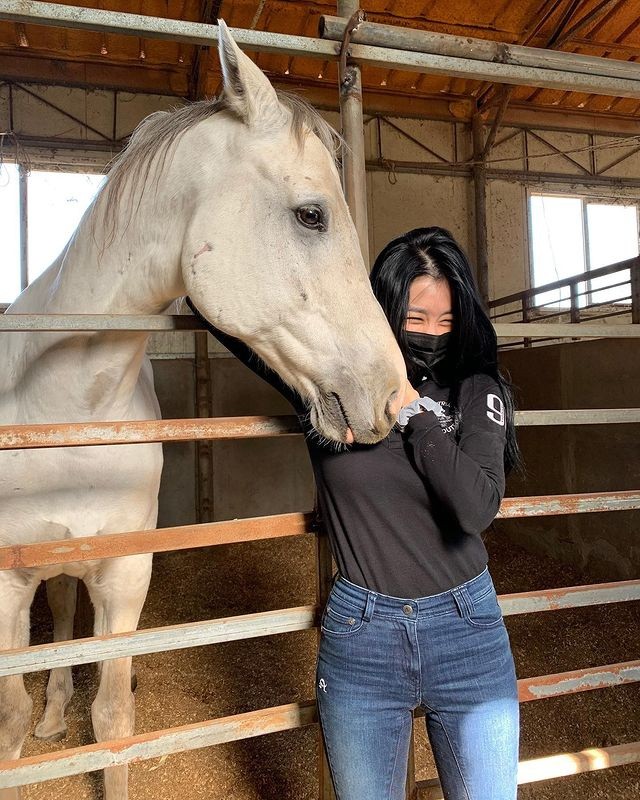 Tiffany, your horse skills are amazing. Happy smiles.