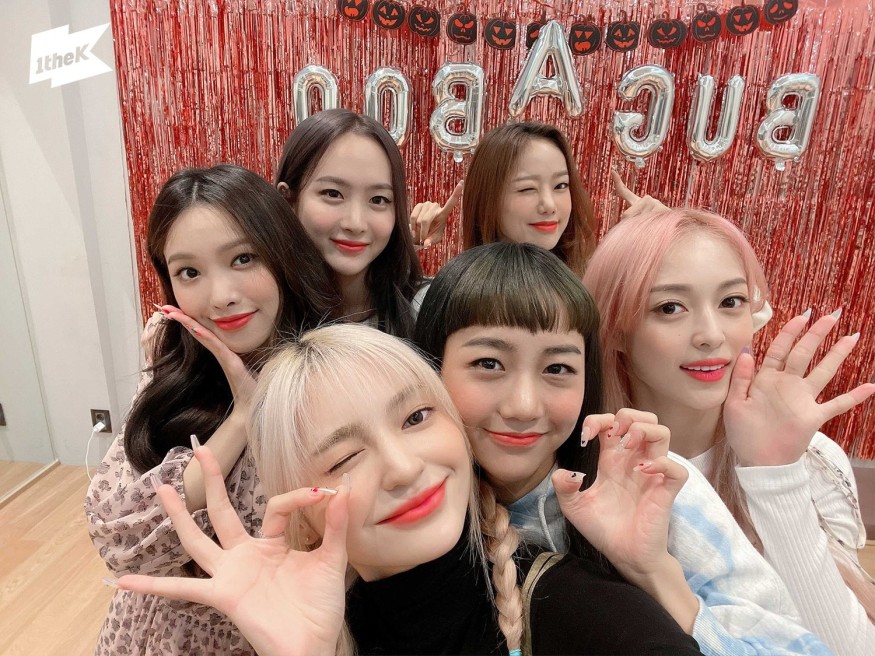'Rookie' bugAboo surpasses 1 million views in 14 hours of chart-in+MV release as debut song