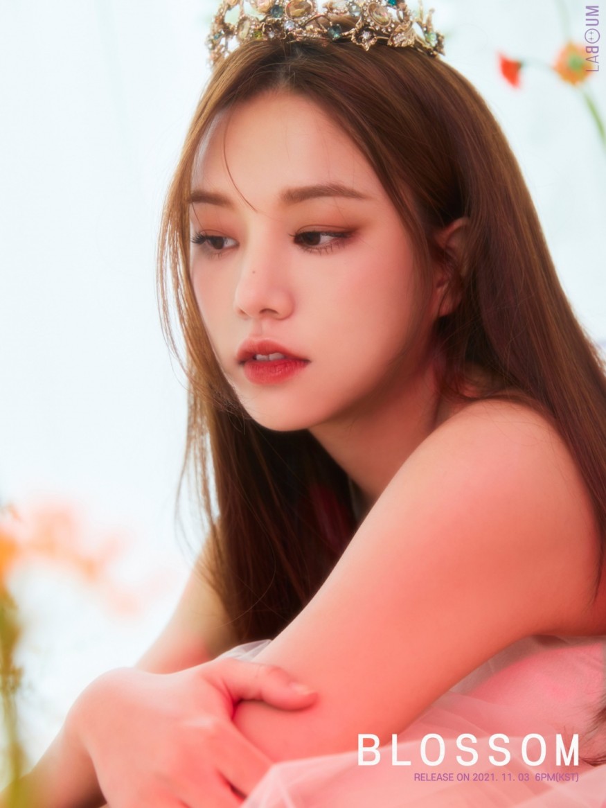 LABOUM 'BLOSOM' highlight medley released... So-yeon·Sol-bin participated in writing lyrics and composing