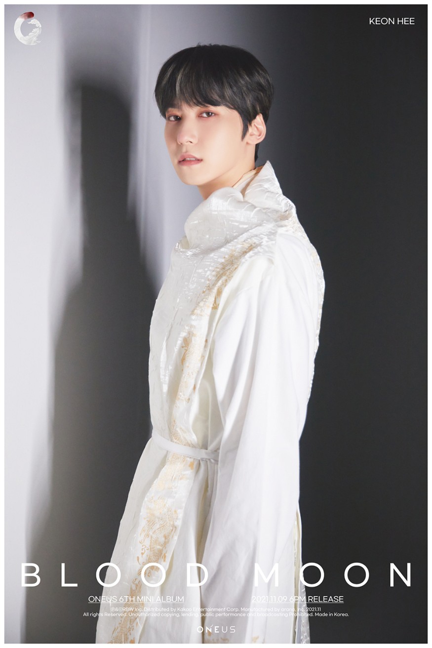 'Comeback' ONEUS releases MV teaser for new song '月下美人: LUNA'... Korean beauty
