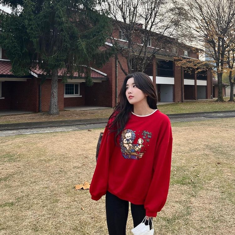 Kwon Eun-bi, are you a doll or a person?.. The fairy visual makes me heart