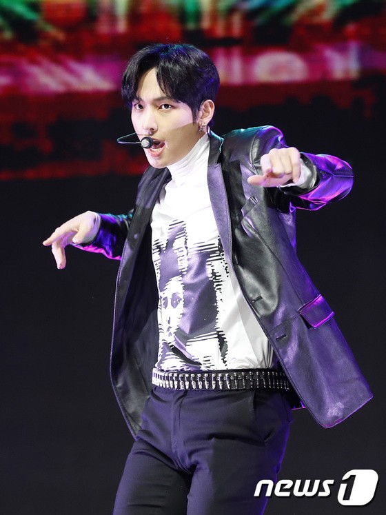 SF9 returns as a deadly sexy man