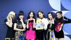 IVE stands out in the world's leading charts