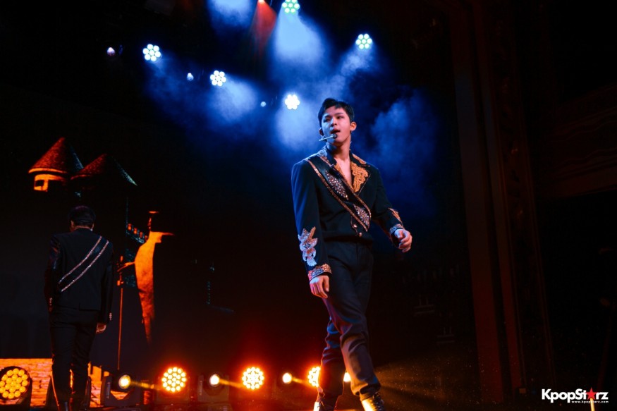 Exclusive Photos from ONEUS 2022 'BLOOD MOON' Tour in New York City