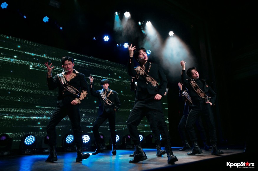 Exclusive Photos from ONEUS 2022 'BLOOD MOON' Tour in New York City