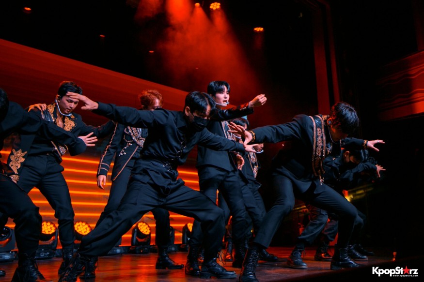 Exclusive Photos from ONEUS 2022 'BLOOD MOON' Tour in New York City
