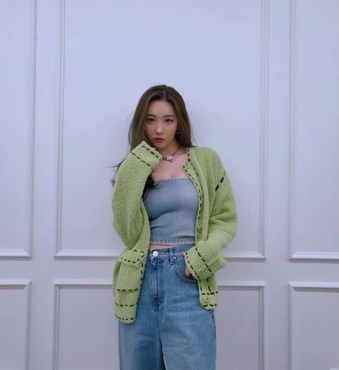 Sunmi, as expected, the strongest legs.. A slender spring girl even after weight increase