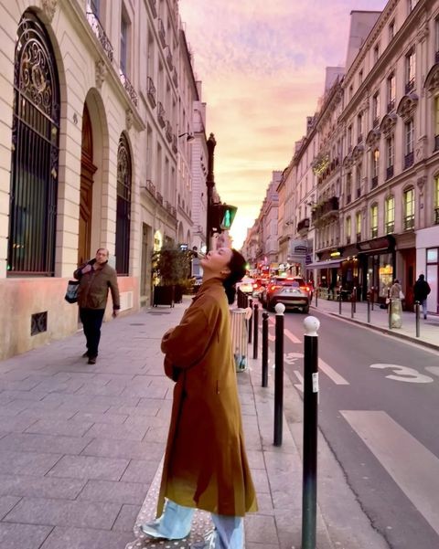 Hwasa Displays Parisian Chic Style