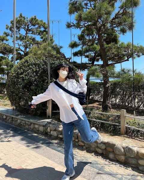 '♥Crush' Red Velvet Joy, sexy with exposed shoulders... Body full of volume