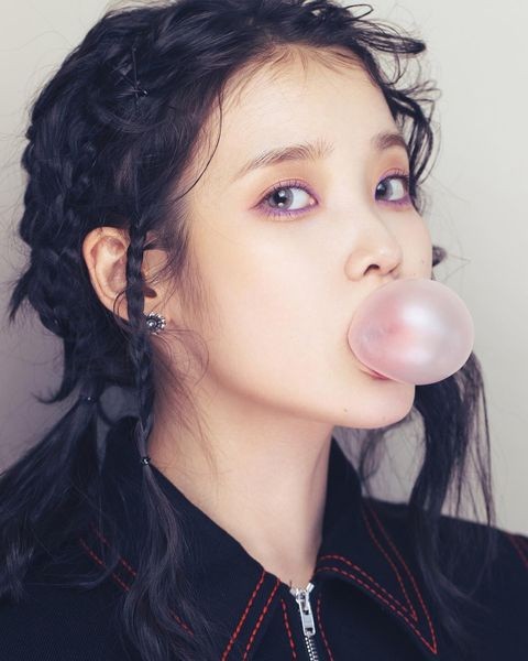 IU "I want to share the love I received" Donate 100 million won on Children's Day