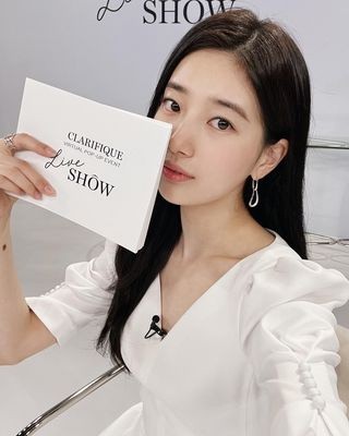 Suzy, you're getting more and more innocent... extreme neat beauty