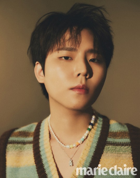Jung Seung-hwan Displays Vibrant Aura in 'Marie Claire'