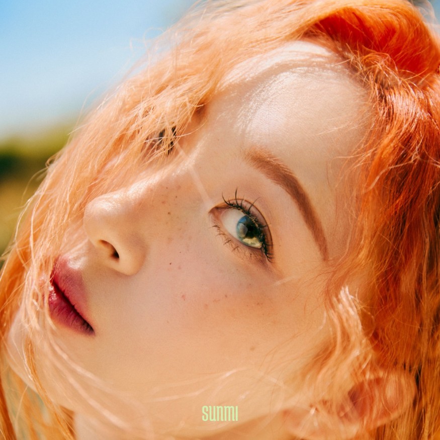 Sunmi unveils 'Heart Burn' band version... direct bass play