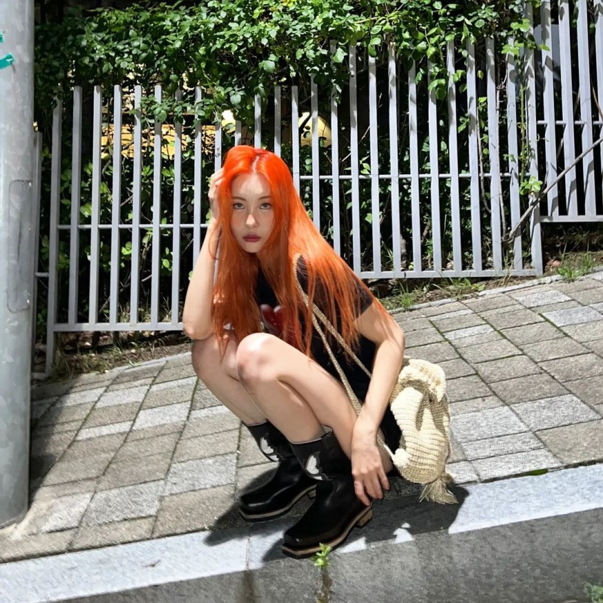 Sunmi, mini dress + western boots… romantic visual