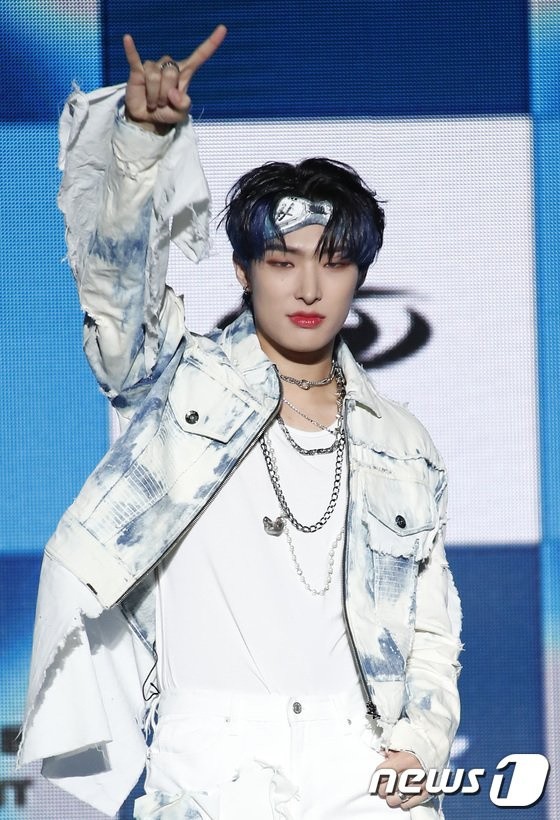 "First Million Seller" ATEEZ, scrambles after receiving 180,000 global fans