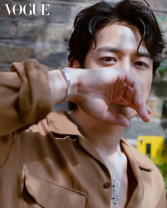 Minho, London's brilliant visuals... Refreshing wink + autumn sensibility