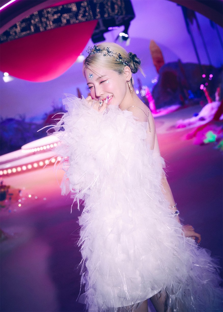 Girls' Generation puts healing in their 7th regular album... Sunny Yoona personal teaser 'Goddess'