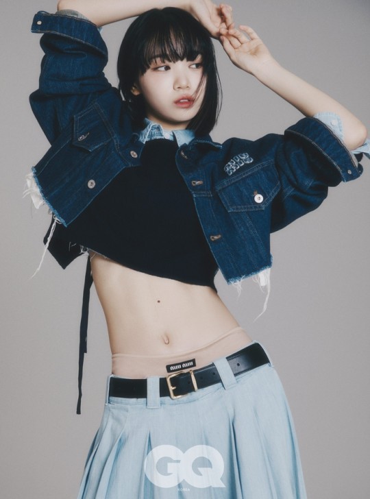LE SSERAFIM Kim Chae-won, low-rise is also perfect