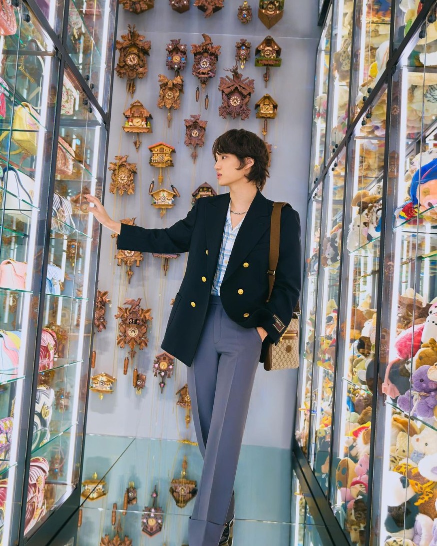 Kai, equipped with Chuseok commemorative luxury items… cool autumn man