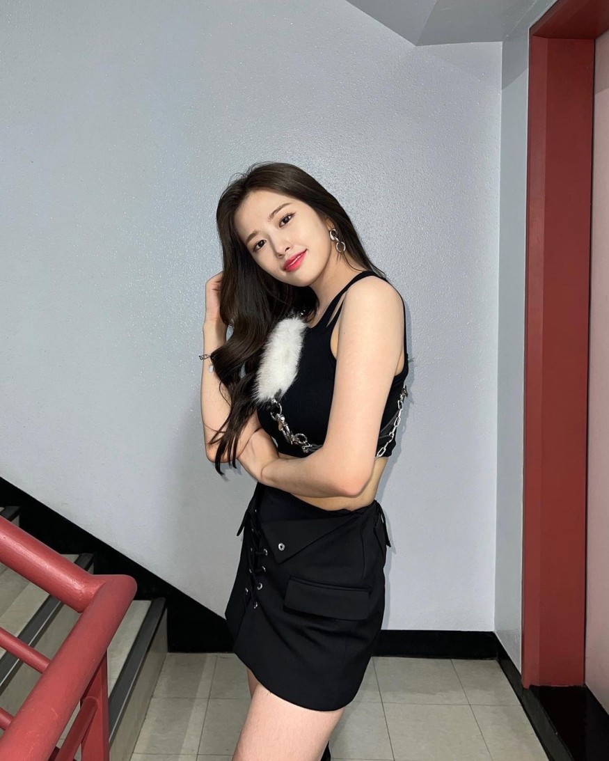 IVE Yujin, pretty today... Today's girl group leader