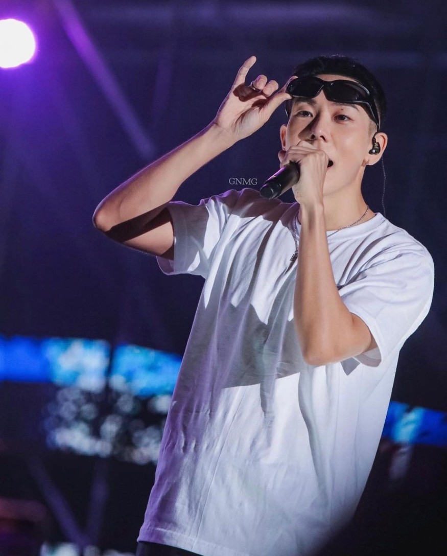Rapper Loco announces wedding this fall... "A friend of the same age who grew up in the same neighborhood as a child"