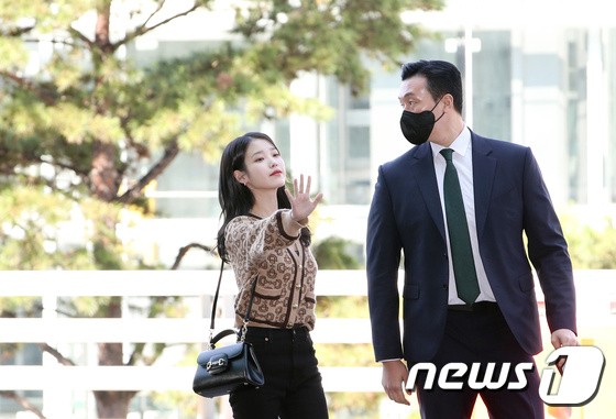 IU, I'll have a good trip to Milan Fashion Week
