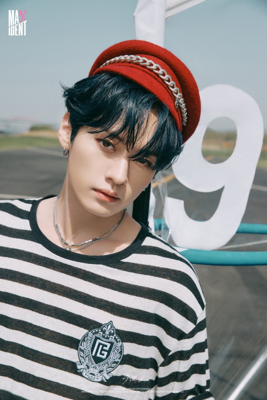 Stray Kids, new concept photo… 8 people, 8 colors, full of excitement, how to express youth