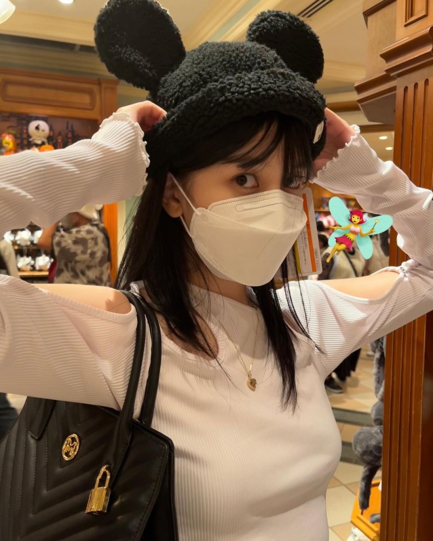 TWICE Mina, cuter that stands out more than a hat