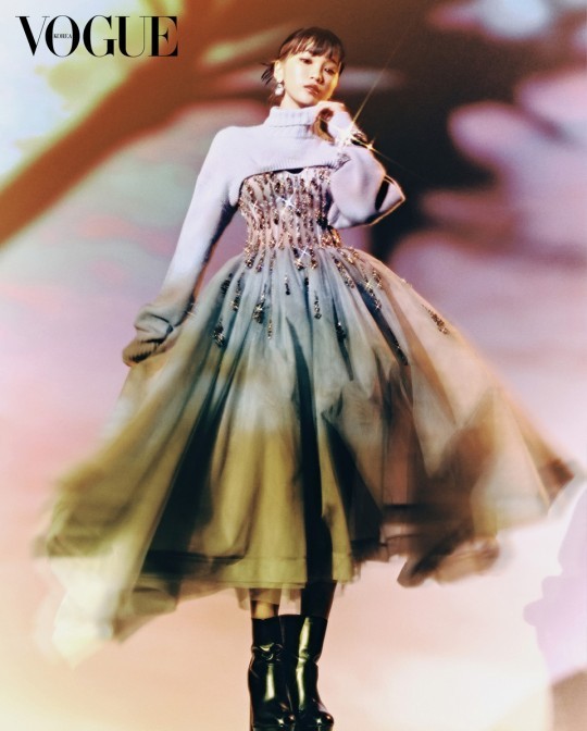 LE SSERAFIM Kim Chae‑won, dreamy visuals