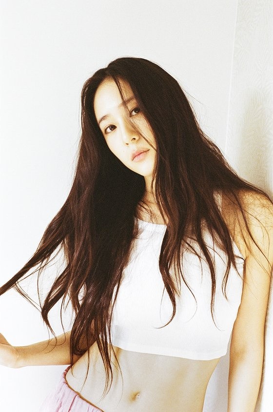 Krystal Jung, perfect abs and see-through skirt... fantasy sexy