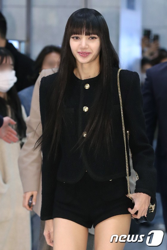 Lisa, Human Barbie