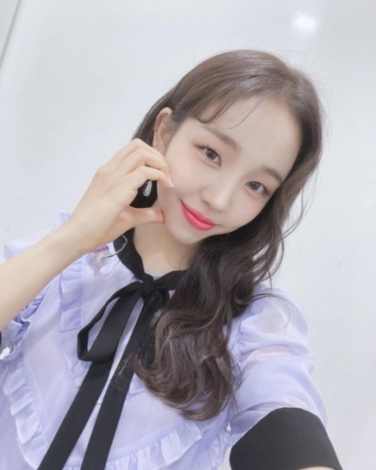 Baek A-yeon announces marriage directly… “Thank you, a new start together”