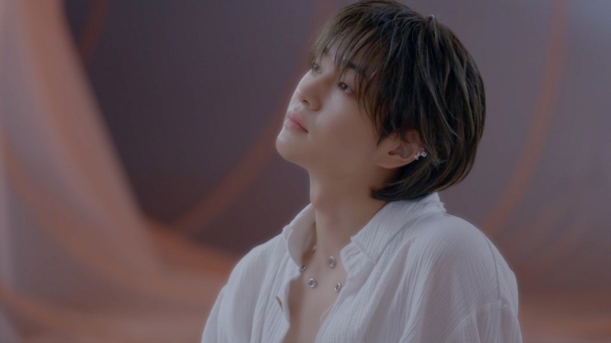 Onew, first solo album topping the album chart